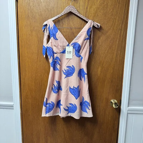 NEW Indi Luxe Indikah Mykonos Morning Tied Shoulder Mini Dress Beige Medium NWT - Image 15