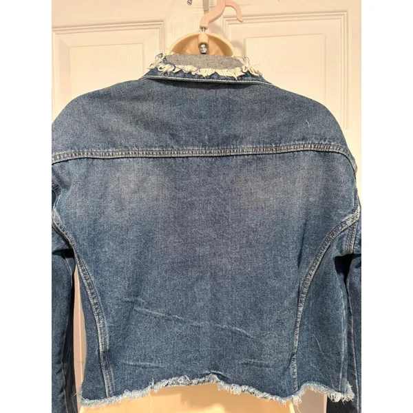 ZARA Trafaluc Cropped Denim Jacket Distressed Raw Hem Blue S 5252/215/400 - Image 3