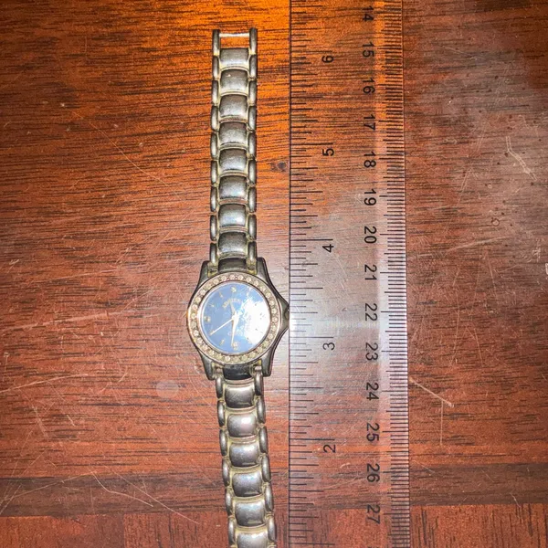 Silver tone watch - Image 5