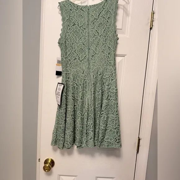 NWT Sage Green Lace‎ Fit Flare Dress Size 7 Boho Coquette Homecoming City Studio - Image 5