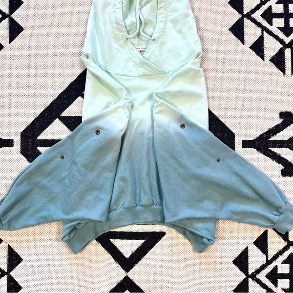 Young Fabulous & Broke Raissa Tie Dye Ombre Cropped Hoodie M/L - Image 10
