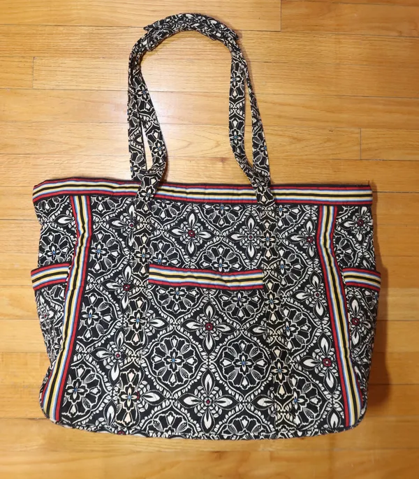 VERA BRADLEY “Carried Away” Extra Large Zipper Tote - Image 2