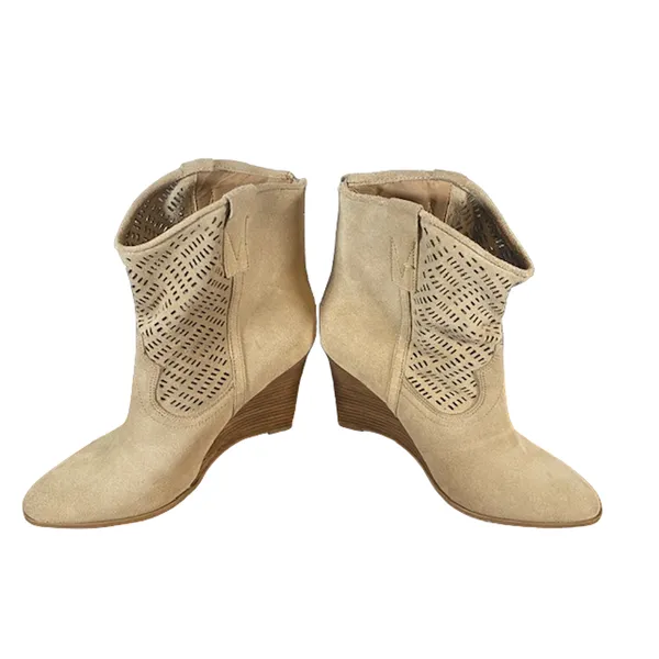 Crown Vintage Women’s Beige Suede Western Wedge Ankle Boots Size 7.5 - Image 2