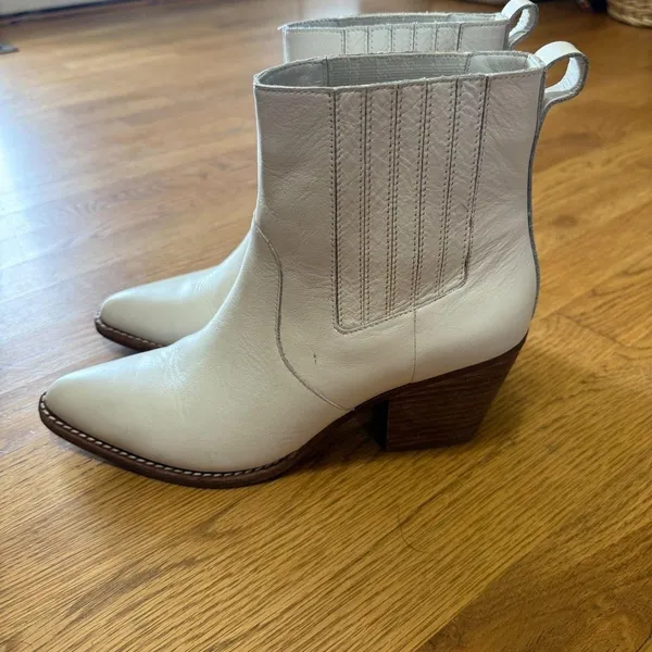 J. Crew Western Bootie Boots Size 9 - Image 2