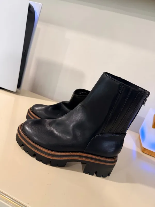 Kork-Ease Black Leather Lug Sole Ankle Boots - Image 3
