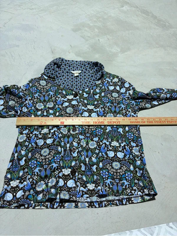 Vera Bradley enchanted woodland Floral Print Button-Up pajama shirt small - Image 3