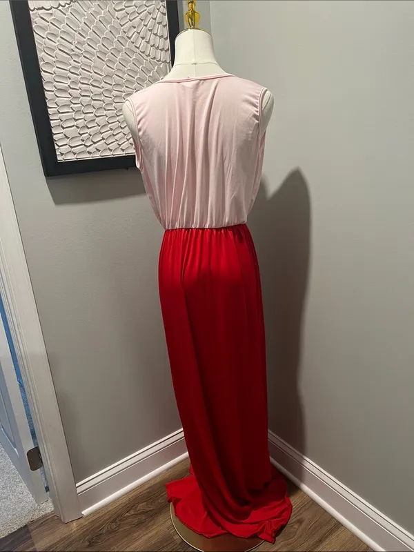 Elegant Two-Tone Pink and Red V-Neck Maxi Dress - Image 4