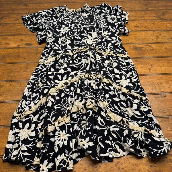 Anthropologie Black White Gold‎ Floral Tiered Ruffle V Neck Dress Size S - Image 8