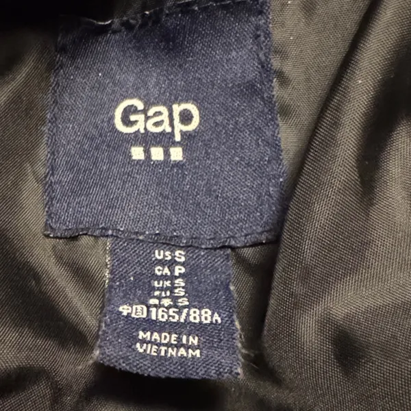 Gap Women's Black Cold Weather Button Front Puffer Jacket Sz S - Image 6