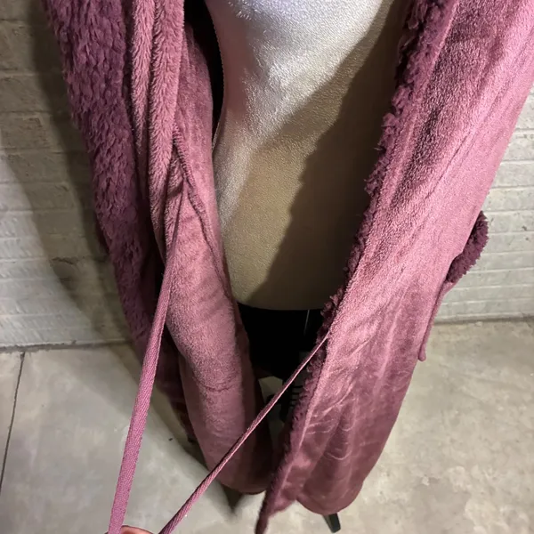 Natori Plush‎ Sherpa Trim Robe Burgundy Cozy Loungewear Size medium- NO belt - Image 4