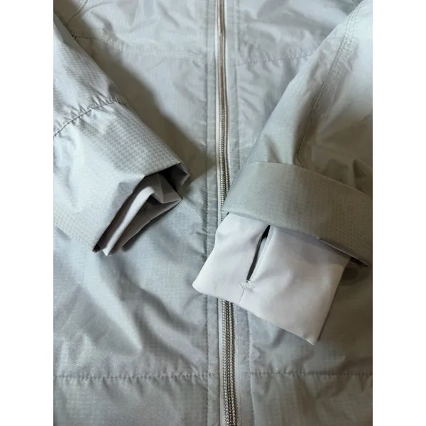 EUC: Avalanche Women Weather Shield Small Waterproof Jacket Gray/Silver‎ Active - Image 10