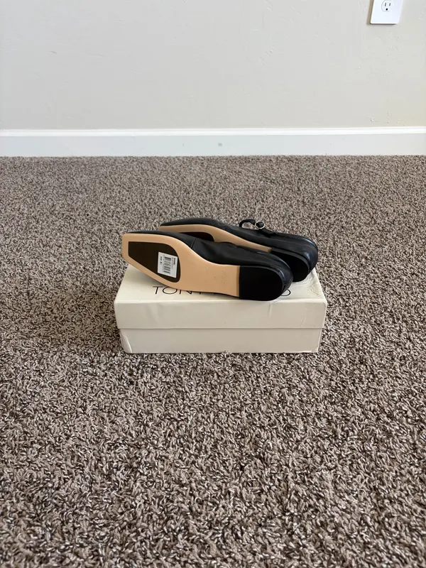 Tony Bianco BAMBI flats in BLACK VENICE, size 5.5 - Image 9