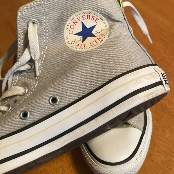 Converse all star high tops great condition high tops double tongue - Image 9
