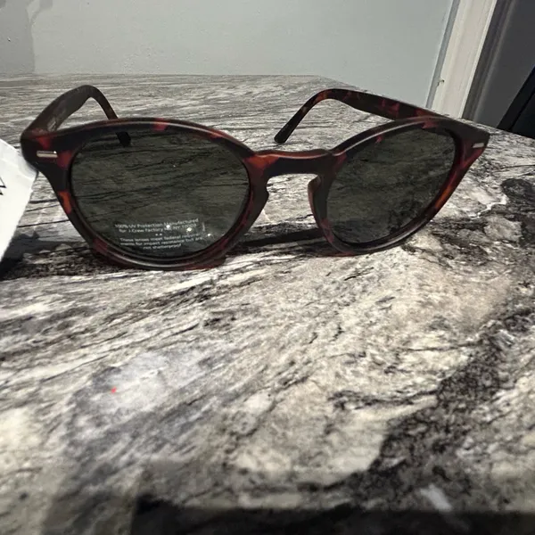 J. Crew Tortoise Shell Sunglasses - Image 3