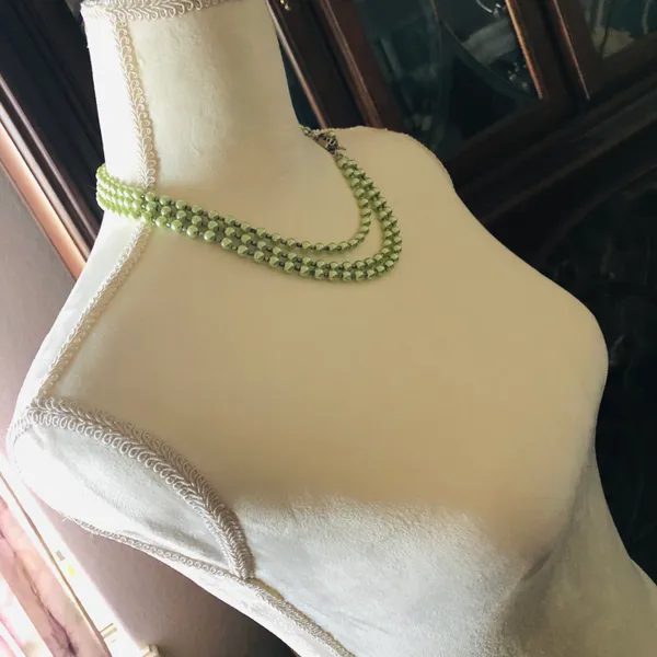 Handcrafted green Czech Pearl custom matching clasp necklace - Image 3