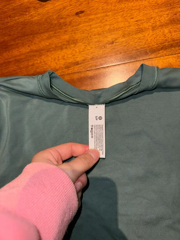 Lululemon Wundermost Crop Tee Small - Image 2