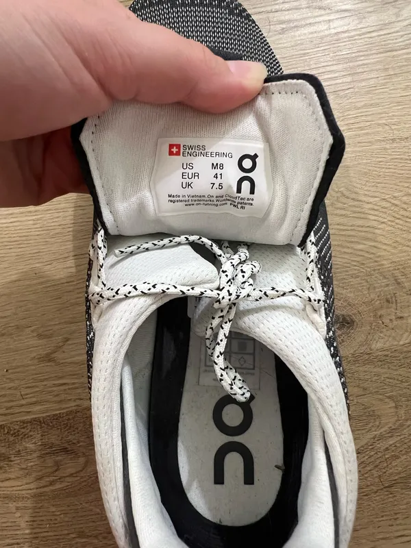On Cloud Running Shoes - Image 2