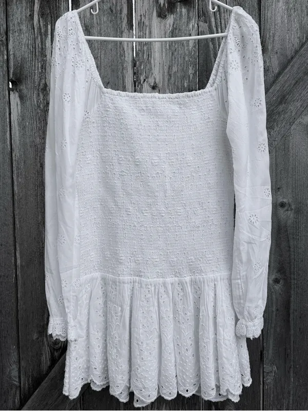 EUC LoveShackFancy Jayce Smocked Eyelet Scalloped Hem Mini Dress White Large - Image 5