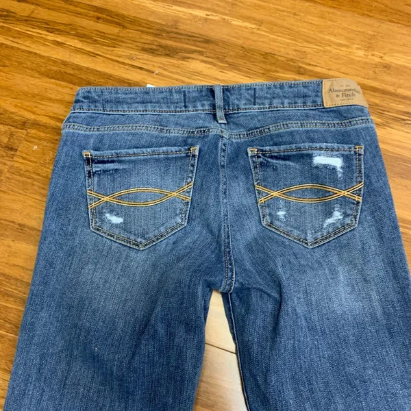 Abercrombie & Fitch Distressed Denim‎ Jeans Womens 2 Embellished Pockets Skinny - Image 5