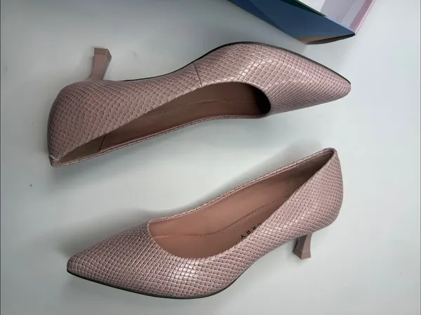 Katy Perry Women's The Golden Slip-on Pumps Lavender Size 7M - Image 4