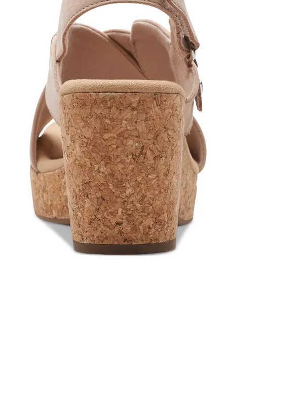 Clarks Giselle Dove Wedge Sandals Slingback Straps sand Nubuck Womens size 9 - Image 3