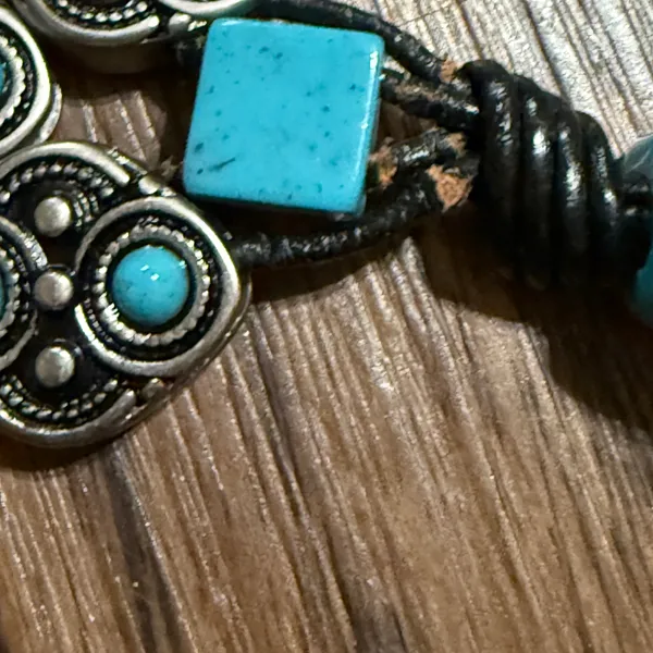 Vintage Chico’s Women’s Western Turquoise Stone Concho Style Belt Black Strap - Image 8