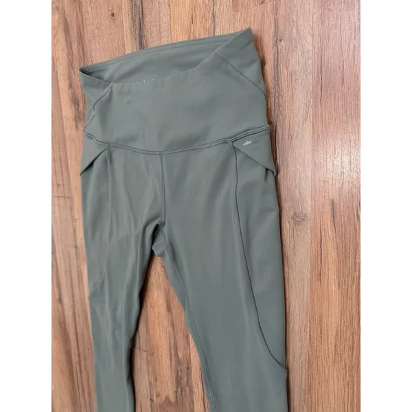 Avalanche Outdoor Supply High Rise‎ Leggings Sage Green Small - Image 3