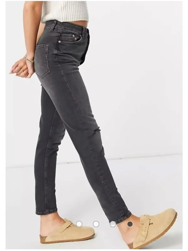Free People We The Free Zuri Mom Jeans Washed Black Distressed Size 28 - Image 11