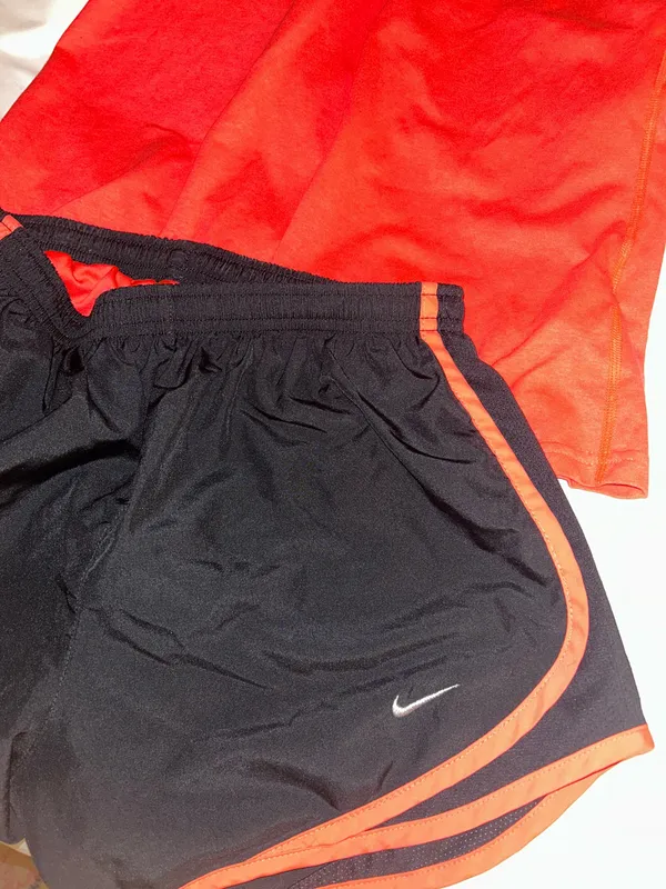 Nike athletic shorts and tshirt  - Image 3
