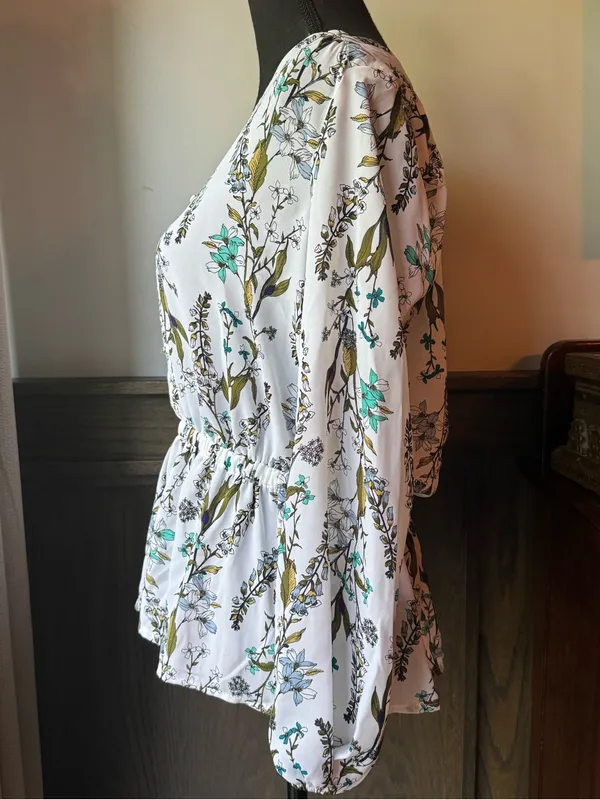 Worthington White Blouse with Teal and Yellow Floral Print - Image 3