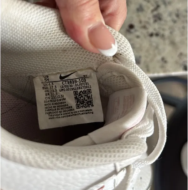 Nike Air Force 1 - Image 4
