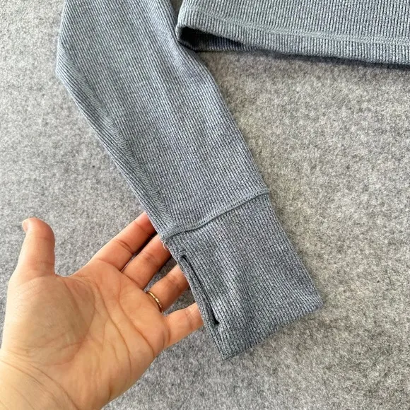 OFFLINE by Aerie Grey Ribbed Mock Neck Long Sleeve Crop‎ Top with Thumbholes M - Image 3
