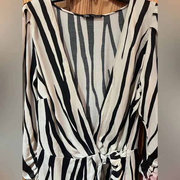 ZARA Zebra Print Satin Wrap Mini Dress w/‎ Tie Ruched Cuffs Black & Ecru Medium - Image 10
