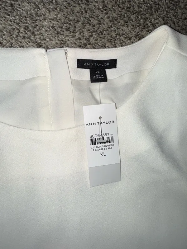 Ann Taylor White Long Sleeve Back-Zip Cropped Top - Image 2