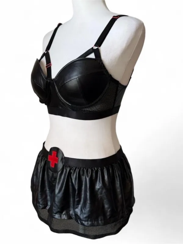 Ophelia Payne Goth Nurse Costume - Image 6