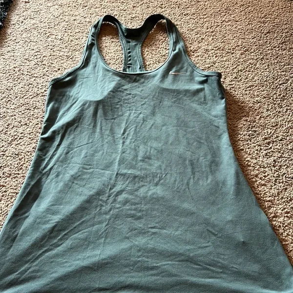 Nike tank top M - Image 3