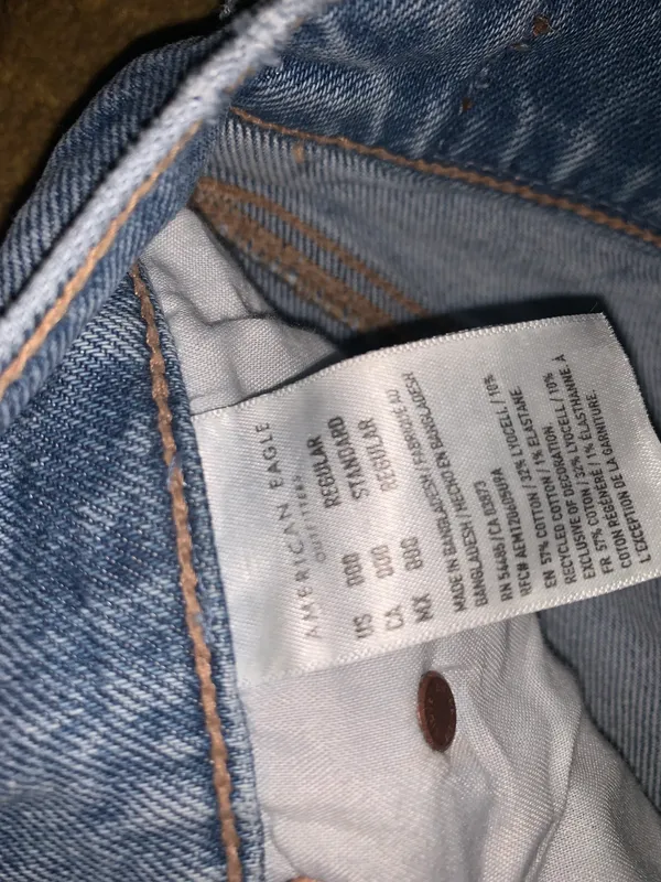 American Eagle Outfitters - Image 3