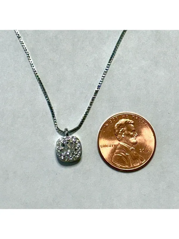 Silver Tone Cubic Zirconia Pendant With Chain Necklace New - Image 4