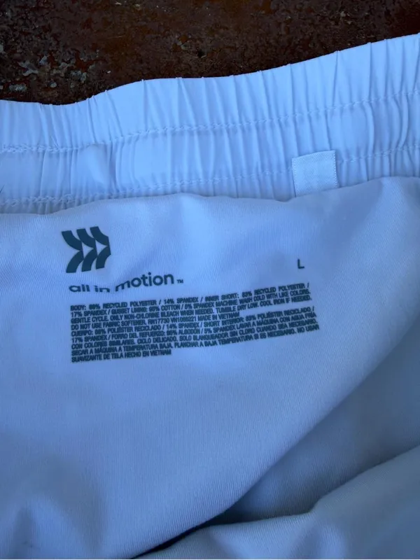 Target White all in motion flowy white running/ exercise shorts with built in spandex Size L #athleisure #yoga - Image 5