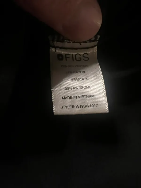 FIGS Technical Collection Button Scrubs Top Womens Medium Black W19SW1017 - Image 3