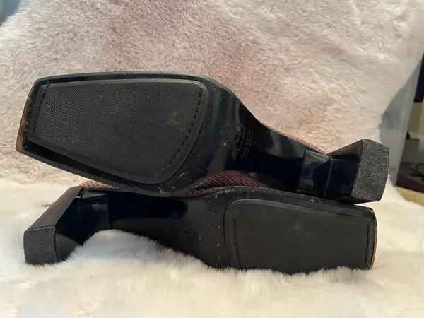 Vintage 90s Chunky Heeled Faux Snake Booties - Image 5