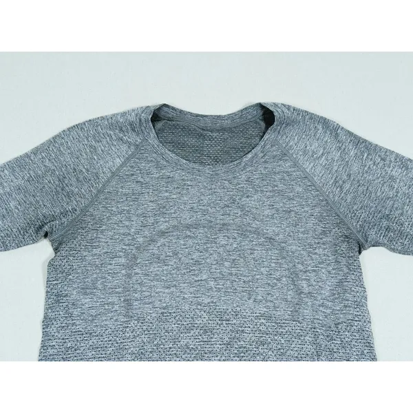Lululemon Swiftly Tech Long Sleeve Top 2.0 Size 6 Gray Running Yoga Pilates Gym - Image 5