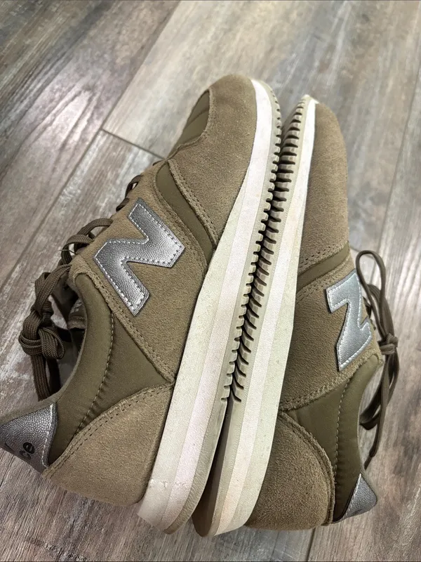 New Balance 420 olive green and silver 7.5 - Image 7