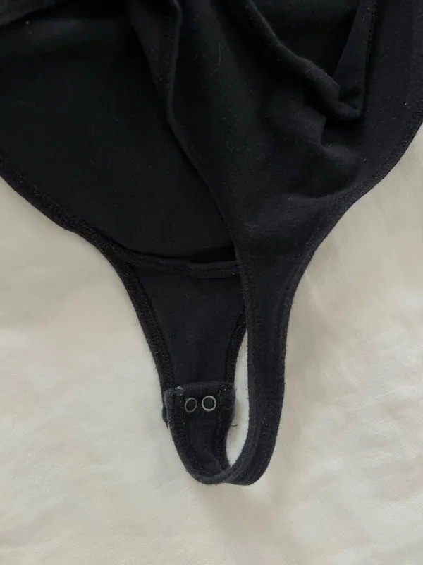 Super soft back cutout Abercrombie & Fitch black bodysuit - Image 6