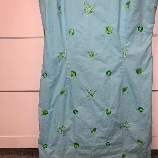 Lilly Pulitzer blue dress with green embroidery - Image 4