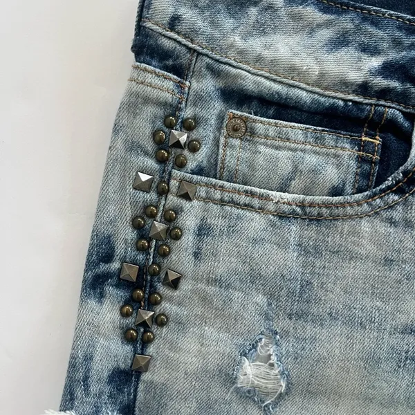 American Eagle Outfitters Studded Distressed Jean Shorts Size S - Image 3