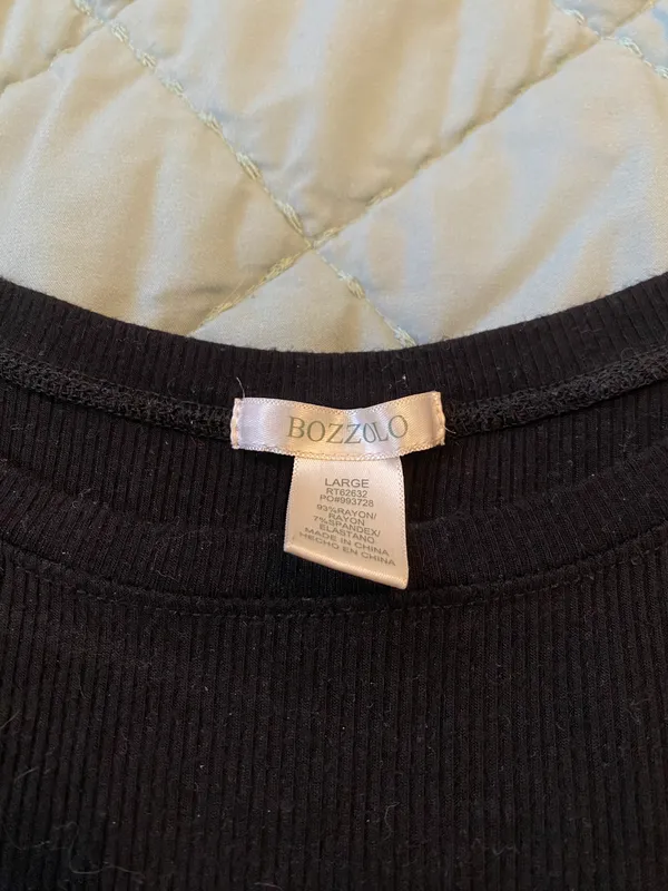 Black Basic Tshirt Size M - Image 3