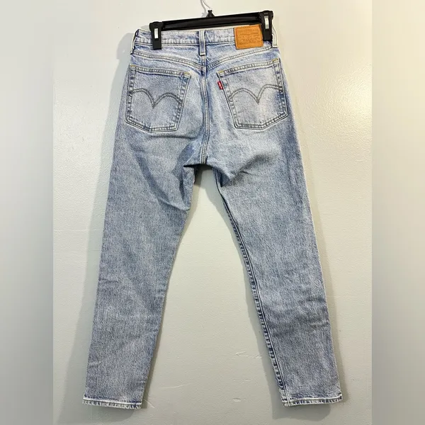 Levi's Premium Wedgie jeans button fly high waist size 26 - Image 2