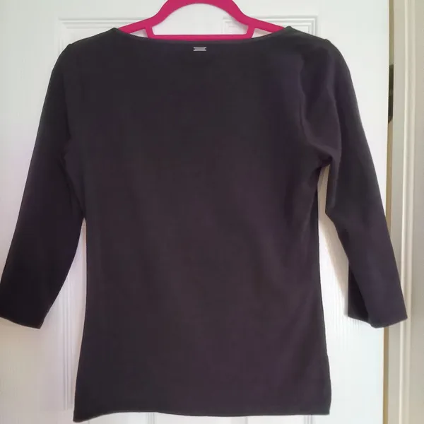 White House Black Market 3/4 Sleeve Top - Image 3