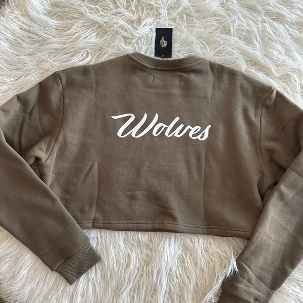 Wolves Darc Sport SHE Cursive Crop Crewneck Sage Size Small - Image 7